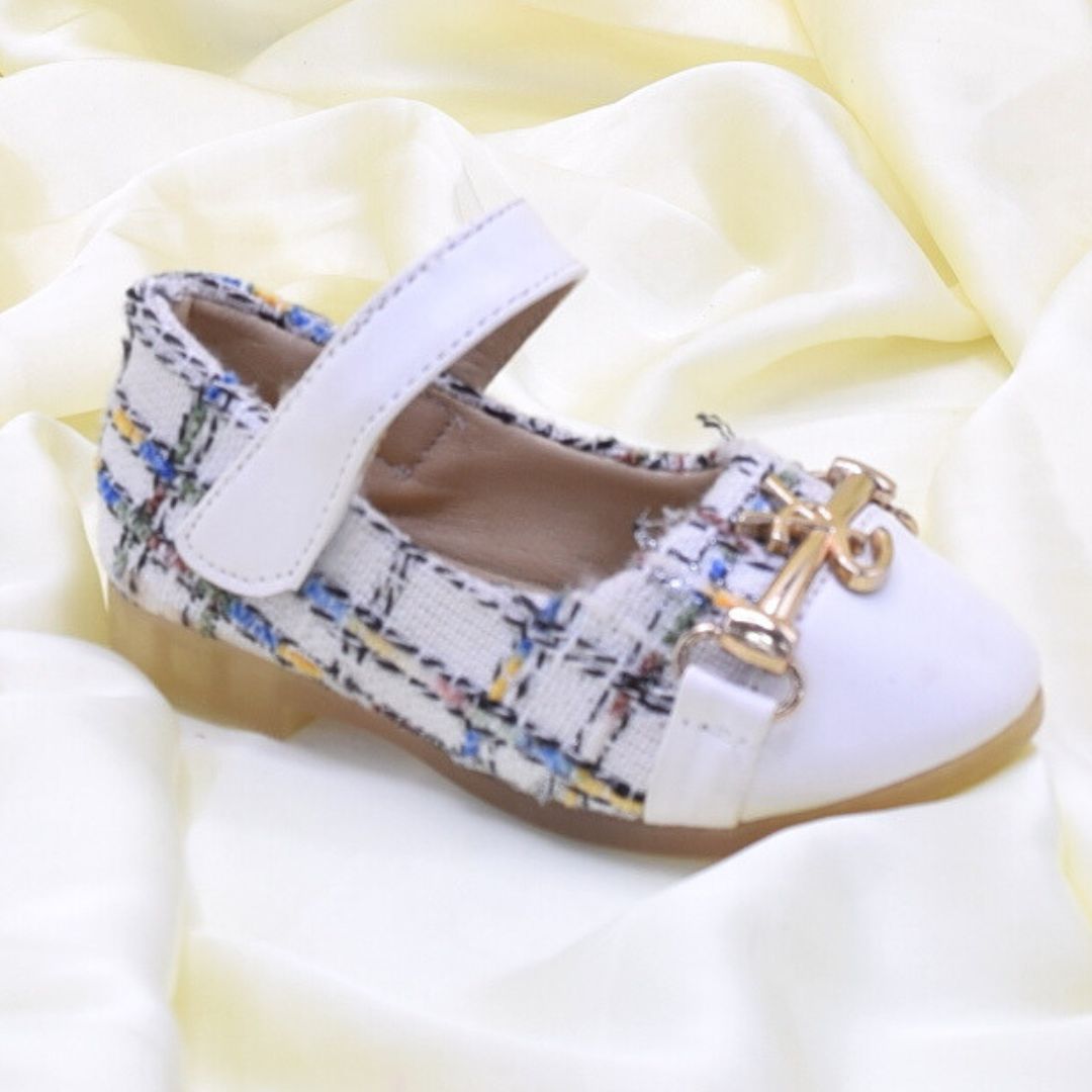Girls White Shoes K0336