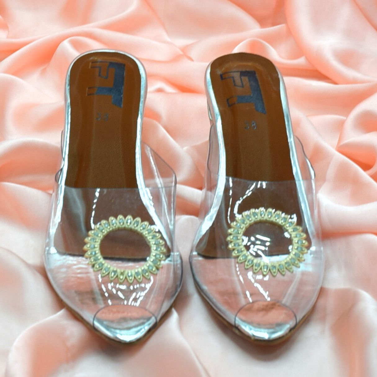 Women Silver Low Heel Shoes SH0435