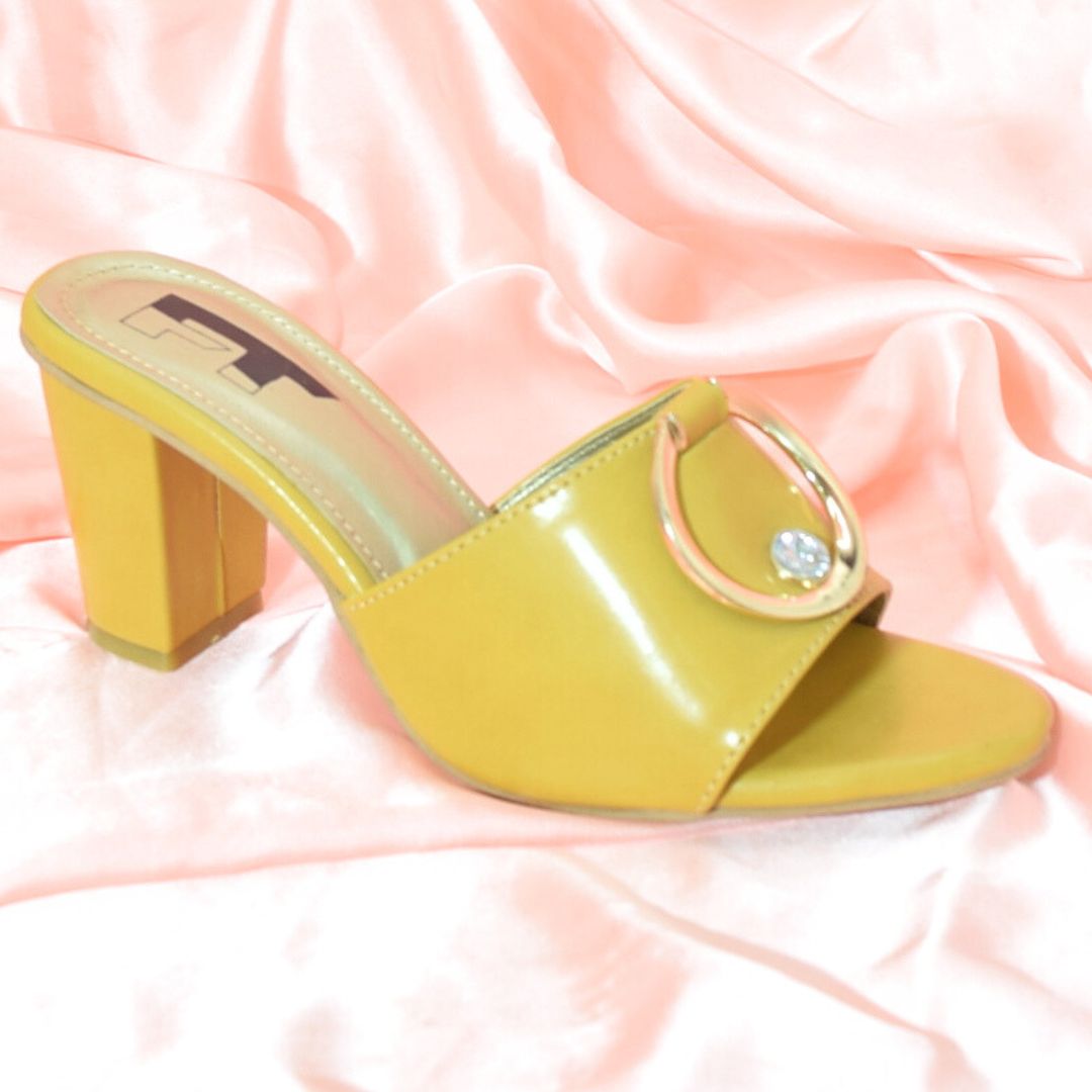 Women Yellow Heel Shoes SH0226