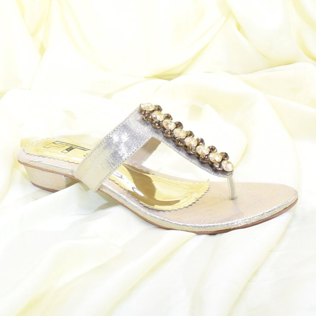 Women Golden Low Heel Shoes SH0383